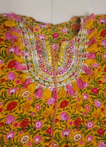 Floral Print Kaftan with Tassels