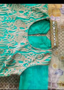 Embroidered Kurta Set