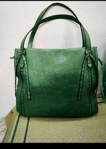 2 Stylish Tote Bags