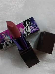 Urban Decay Lipstick ♥️💕