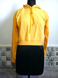 🎁Buy 1, Get 1 Free🎁H&M Yellow  Hoodie Size S/M
