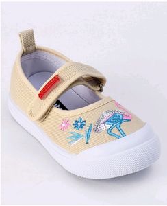 Cutewalk by Babyhug Casual Shoes- Yellow