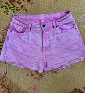 Women Pink Denim Shorts 🩳