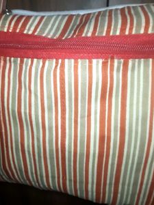 sling bag. new Without Tag,