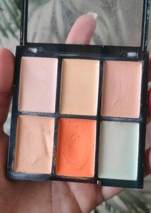 Concealor Pallate For All Your Beautiful Flaws.!!