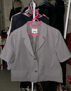 Gray Cropped Blazer