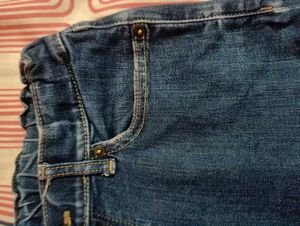 Black Joggers With Jeans Or Sweatshirt 👕