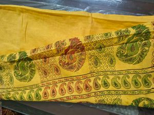 Elegant Yellow Saree without Blouse Piece