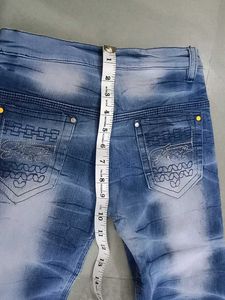 Boy&#39;s Outfit: Shirt &amp; Jeans