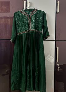 Ethnic Green Embellished Kurta and Dupatta