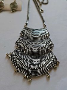Long Neck chain