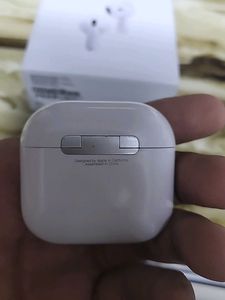 Apple Airpods Generation 4