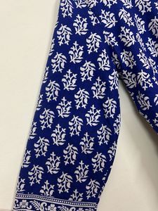 Blue &amp; White Floral Kurta