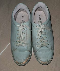 Zudio Sneakers