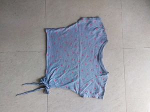 Striped Sleeve Gray Tee