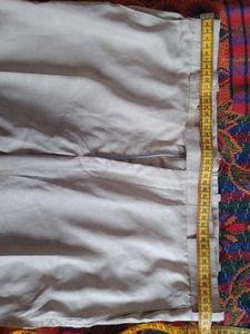 Cream white casual pant M size