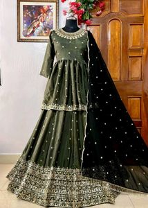 New Standard Beautiful Pakistani Dress Inpoted Dre