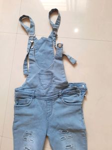 WOMEN&#39;S BLUE DENIM DUNGAREES
