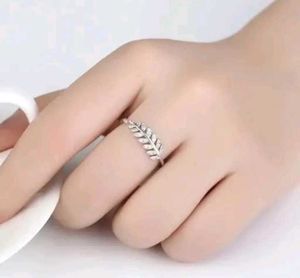 Stylish Tranding Trendz Silver Plated Adjustable L