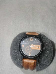 Leather With Black Frame Men Rist Watch