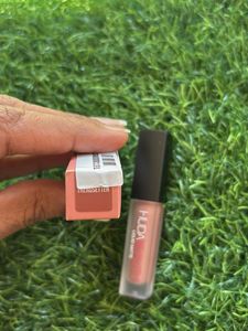 Huda Beauty Liquid Matte Lipstick