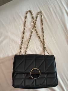 Chic Black Crossbody Bag