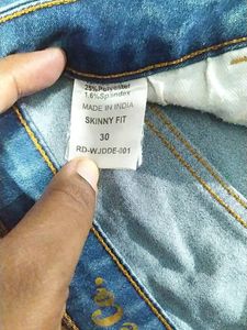 Women&#39;s Jeans