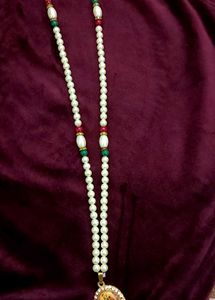 Pearl Beaded Pendant Necklace