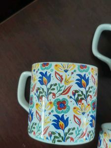 Floral Ceramic Mugs - Set of 4
