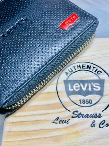 Levi&#39;s Black Leather Wallet
