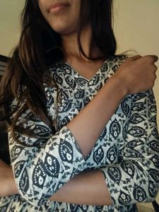 Women Short Kurta