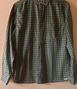 Men&#39;s Plaid Button-Down Green cheks Shirt