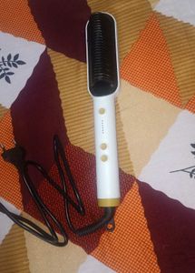 STRAIGHTER COMB HAIR STYLIST