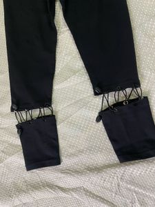 Black Fit Leggings with Pink Waistband