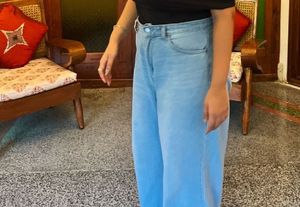 New Combo Outfit Wide High Jeans And Pink Bandeau