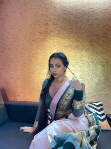 Elegant Peach Saree With Blouse Size Small
