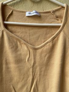 Cute Beige ribbed T-Shirt