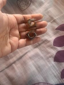H And M Set Of Two Vibrant Earring