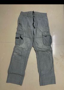 Trendy Grey Cargo 🔥