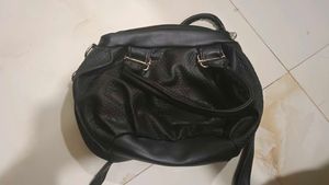 black sling bag