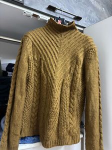 UNISEX Cozy Brown Knit Turtleneck Sweater