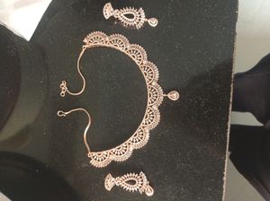 Beatiful Ad Necklace Set