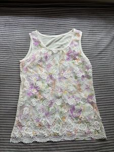 Lace Sleeveless Top