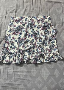 summery y2k skirt