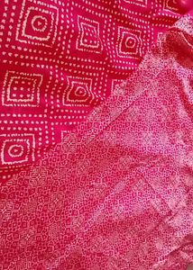 Pink Bandhani Saree
