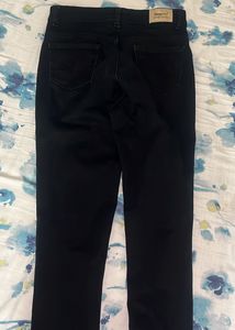 Black Denim Ankle Length Jeans