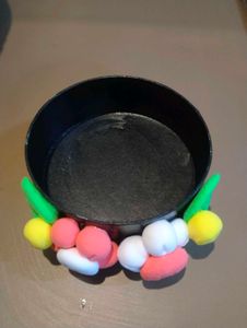 Cute Smiley Flower Desk Organizer or trinket tray