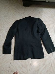 Stylish Black Blazer