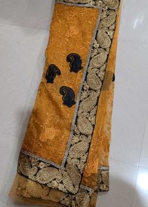 Golden Netted Saree✅Free Blouse + Peticot 💸