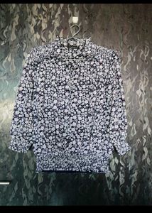 7 Mixed Women&#39;s Tops Bundle